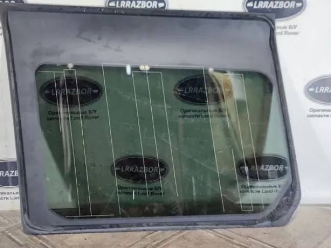 Стекло кузовное глухое правое DISCOVERY 3/4 L319