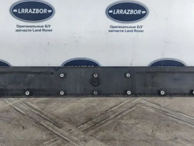 Накладка откидного борта DISCOVERY 3 L319 05-09