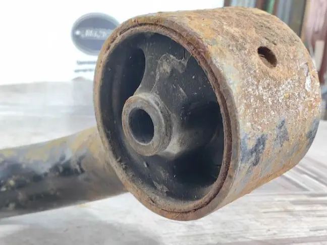 Рычаг задний верхний левый DISCOVERY 3 L319 05-14