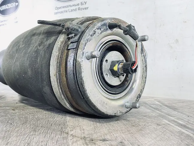 Стойка передняя левая CVD Range Rover L322 09-12