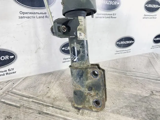 Стойка передняя левая CVD Range Rover L322 09-12