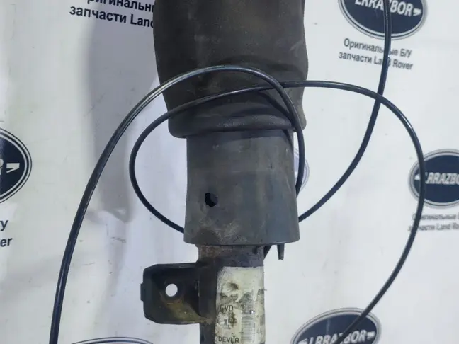Стойка передняя левая CVD Range Rover L322 09-12