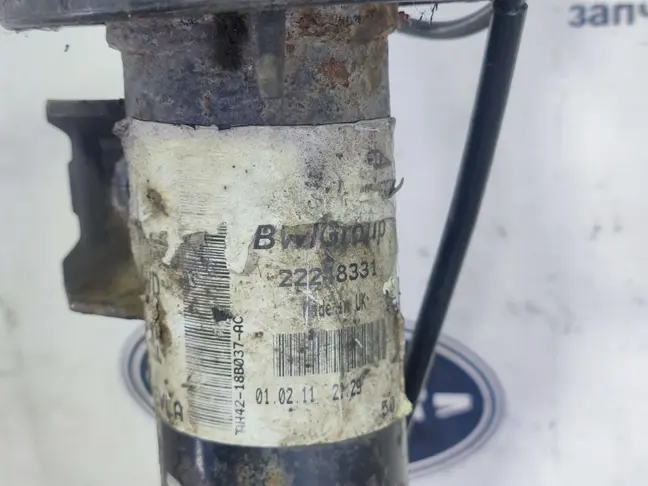 Стойка передняя левая CVD Range Rover L322 09-12