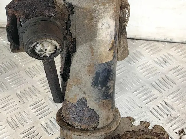 Стойка передняя правая CVD Range Rover L322 09-12