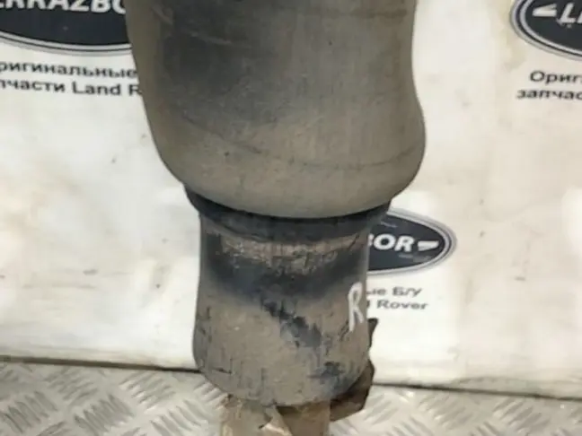 Стойка передняя правая CVD Range Rover L322 09-12