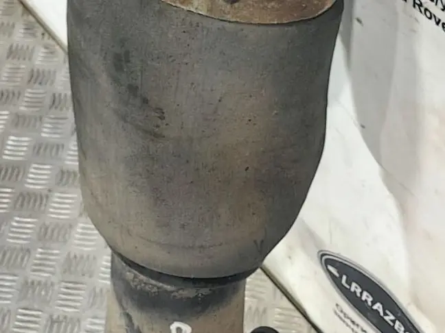 Стойка передняя правая CVD Range Rover L322 09-12