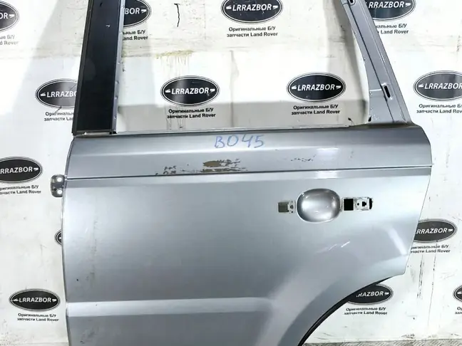 Дверь задняя левая Range Rover Sport L320 05-12