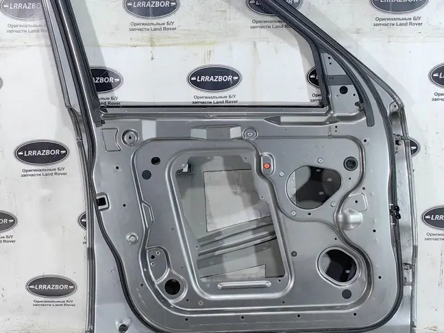 Дверь передняя левая Range Rover Sport L320 05-12