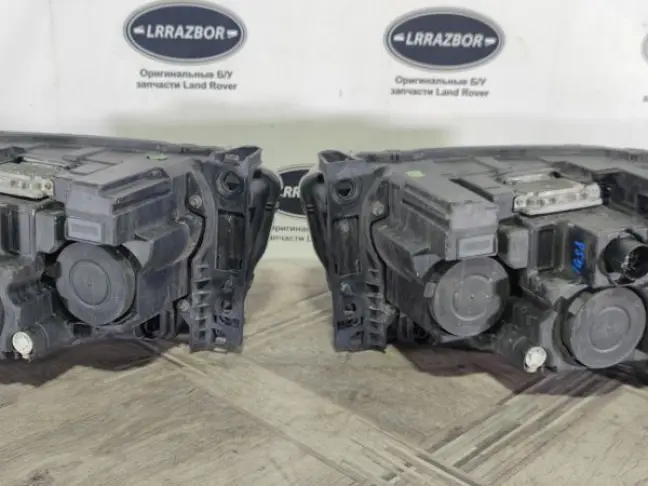 Фары левая и правая Land Rover Sport L320 09-13