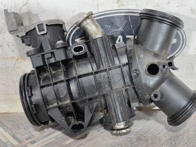 Дроссельная заслонка  Range Rover Sport 3.0