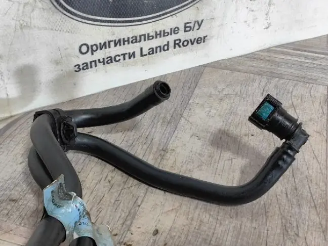 Трубка топливная  Range Rover Sport 3.0