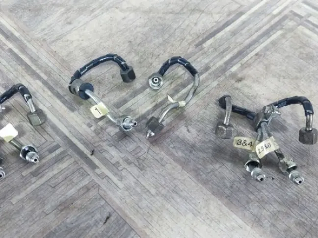 Трубка топливная Range Rover Sport 3.0