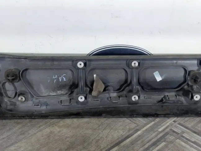 Молдинг двери задний левый  Range Rover Sport 320