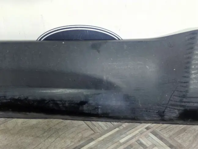 Молдинг двери задний левый  Range Rover Sport 320