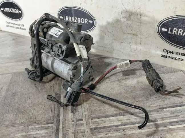 Компрессор пневмоподвески AMK L319/L320 05-13