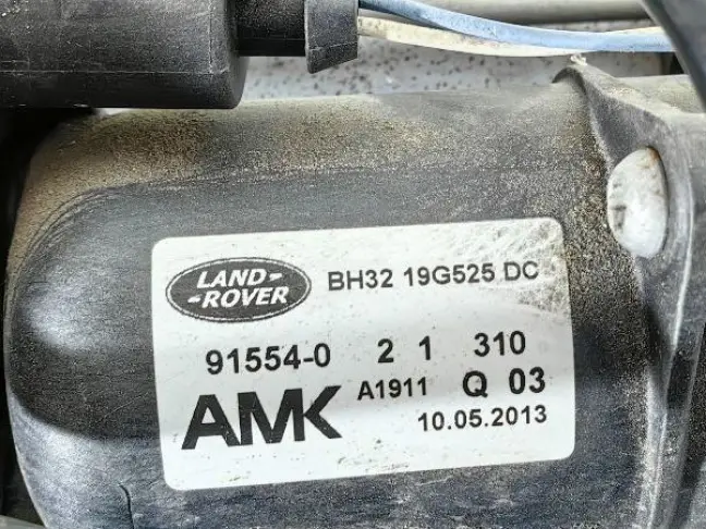 Компрессор пневмоподвески AMK L319/L320 05-13