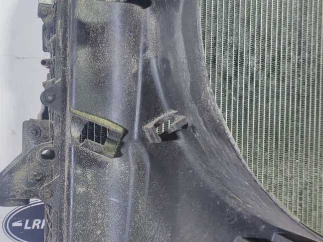 Кассета радиаторов в сборе DISCOVERY 4 L319 09-14