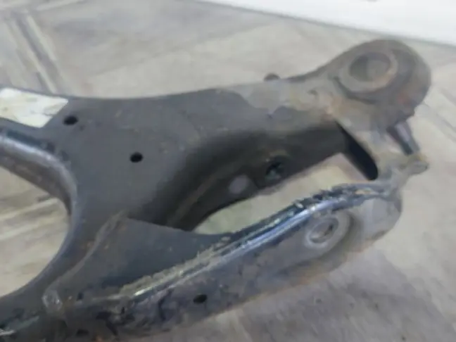 Рычаг передний нижний левый Range Rover Sport L320