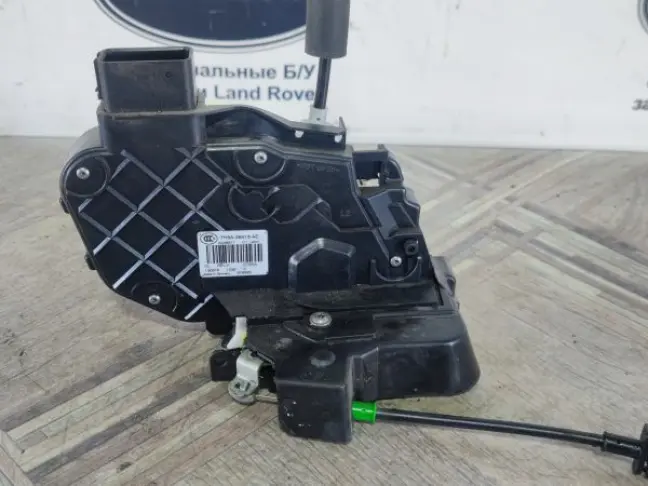 Замок двери задней левой Evoque 2011-2018
