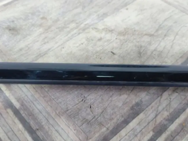 Молдинг стекла левого заднего Evoque 2011-2018