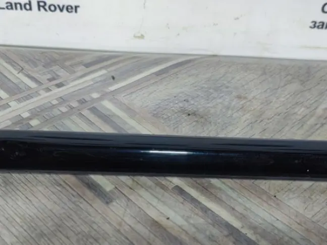 Молдинг стекла левого переднего Evoque 2011-2018