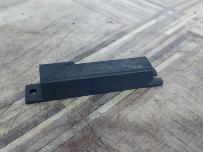 Антенна бесключевой вход Evoque 2 2018-2022