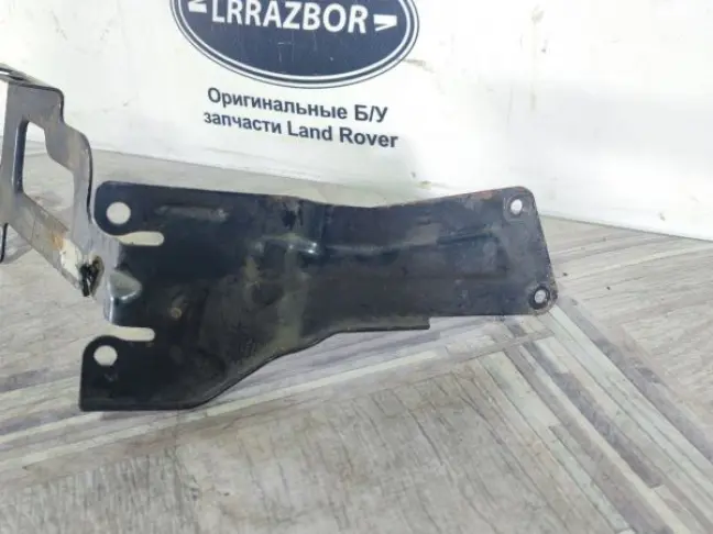 Кронштейн фильтра топливного Range Rover L322 05+