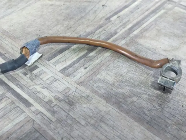 Клемма аккумулятора минус Range Rover L322 05-09