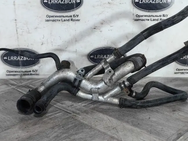 Патрубок охлаждения Range Rover 3 L322 3.6 дизель