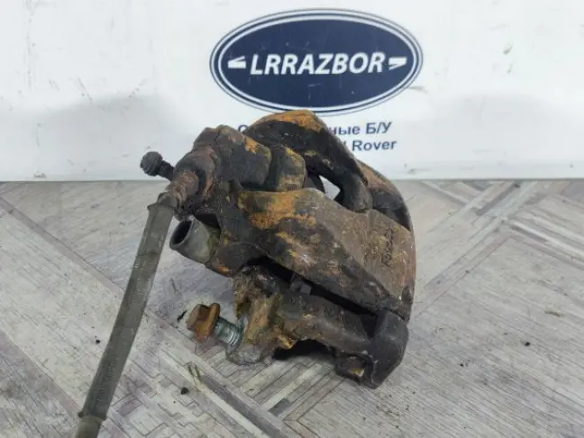 Суппорт правый передний Land Rover Freelander 2.2
