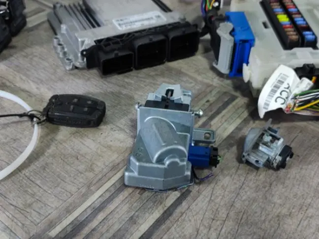 Блоки комплект Land Rover Freelander 2 2.2