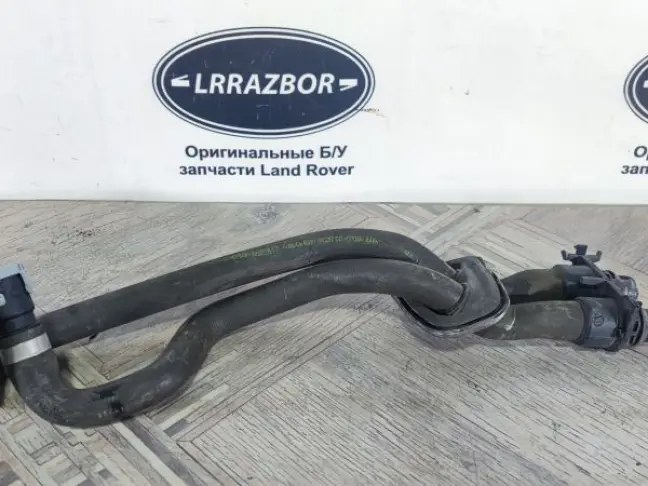 Патрубок охлаждения Land Rover Freelander 2