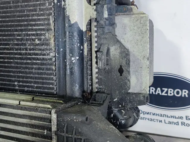 Кассета радиаторов Land Rover Freelander 2 2.2
