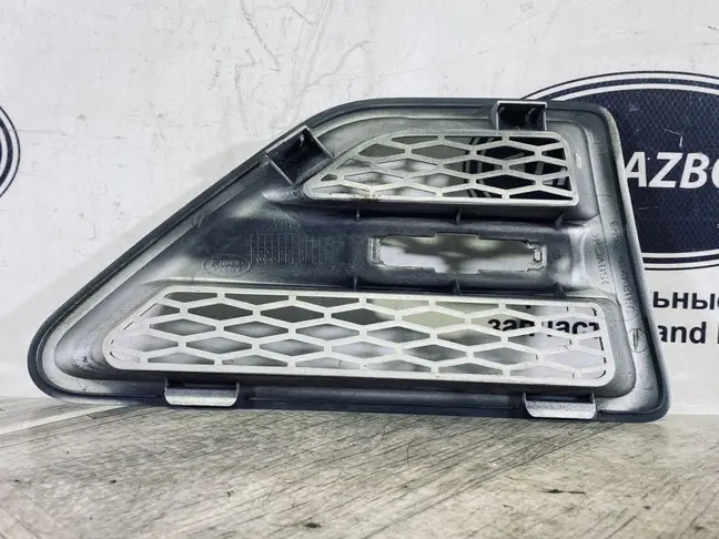 Решетка жабра левая Land Rover Freelander 2 2.2