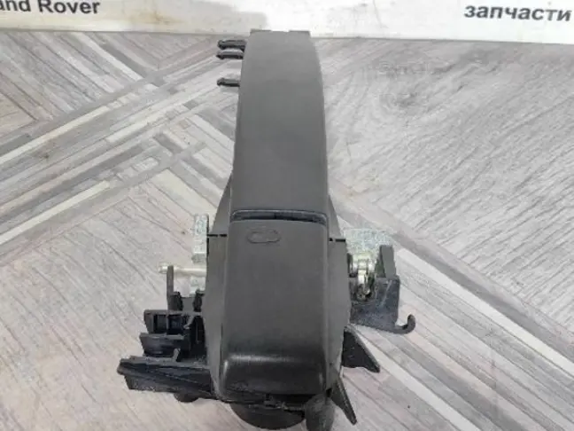 Ручка передняя левая Land Rover Freelander 2 L359