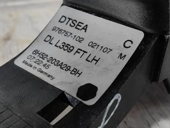 Ручка передняя левая Land Rover Freelander 2 L359