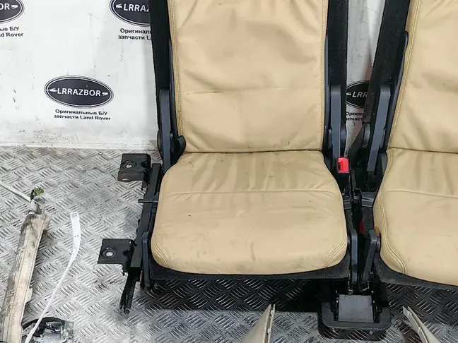 Третий ряд сидений DISCOVERY 3/4 L319 05-14