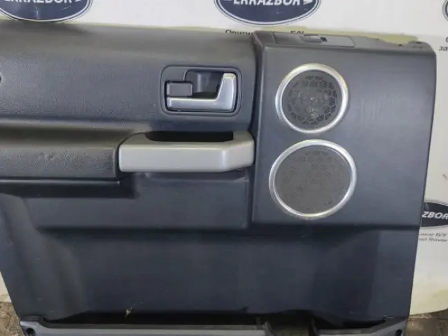 Обшивка двери левая перед DISCOVERY 3 L319 05-09