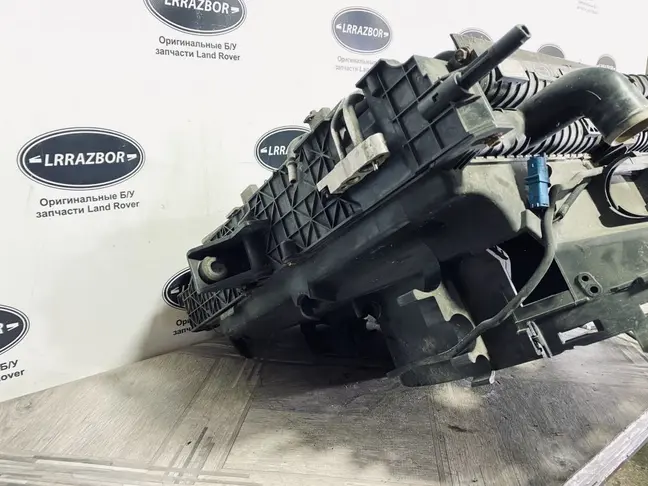 Кассета радиаторов в сборе DISCOVERY 4 L319 09-14