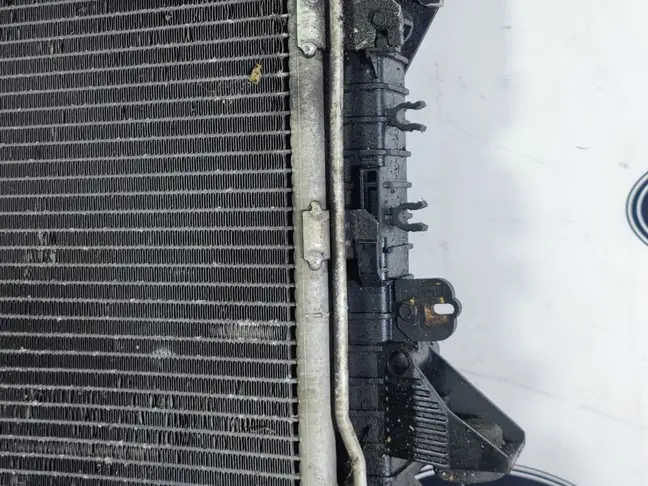 Кассета радиаторов в сборе DISCOVERY 3 L319 05-09