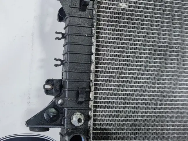 Кассета радиаторов в сборе DISCOVERY 3 L319 05-09