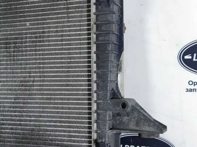 Кассета радиаторов в сборе DISCOVERY 3 L319 05-09