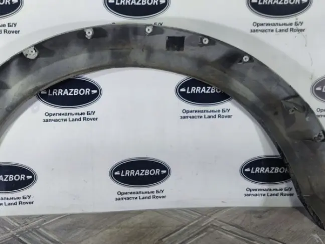 Молдинг переднего левого крыла DISCOVERY 3 L319