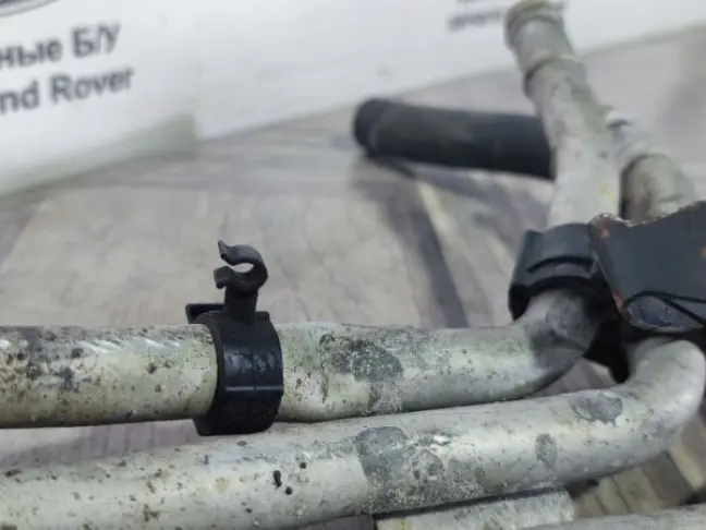 Патрубок печки алюминий Range Rover Sport 3.0