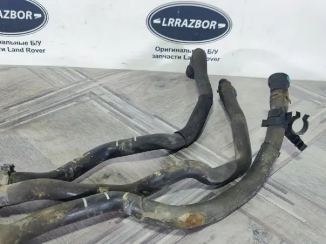 Патрубок охлаждения Range Rover Sport 3.0