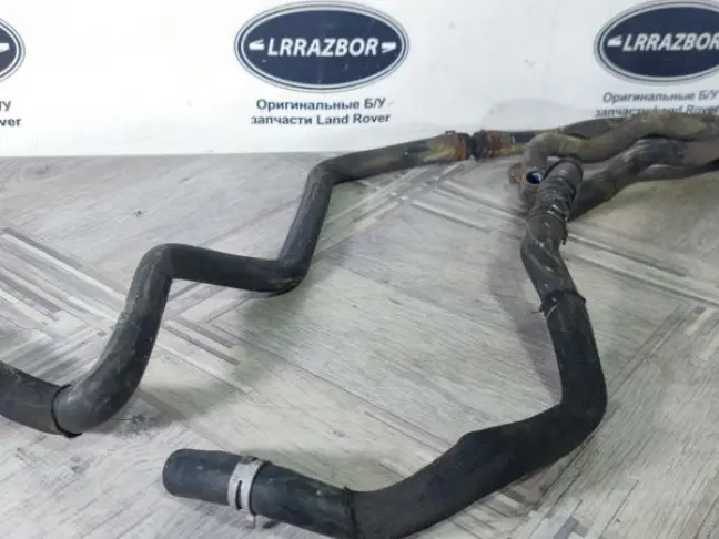 Патрубок охлаждения Range Rover Sport 3.0