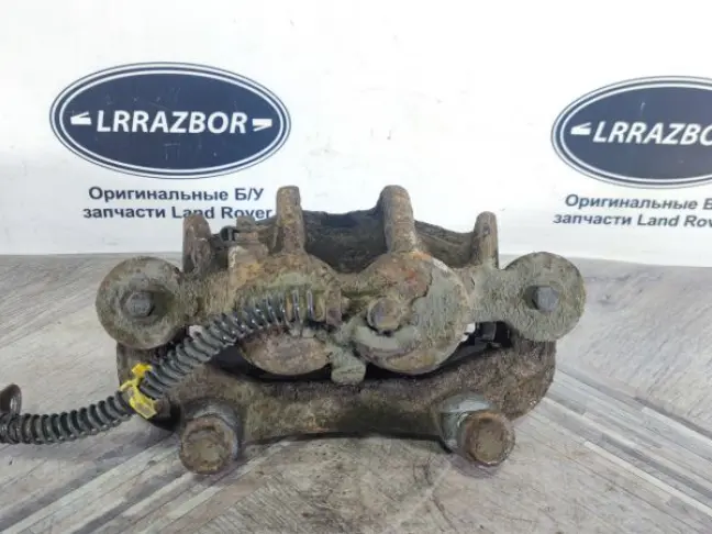 Суппорт передний правый DISCOVERY 4 L319 3.0