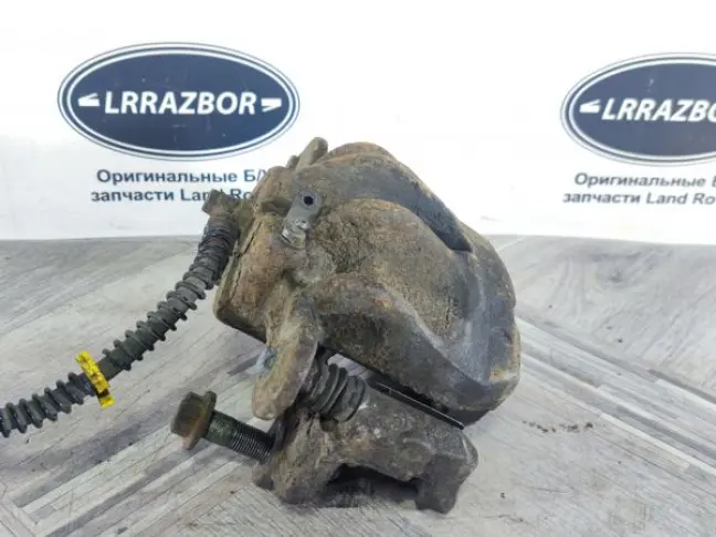 Суппорт передний левый DISCOVERY 4 L319 3.0