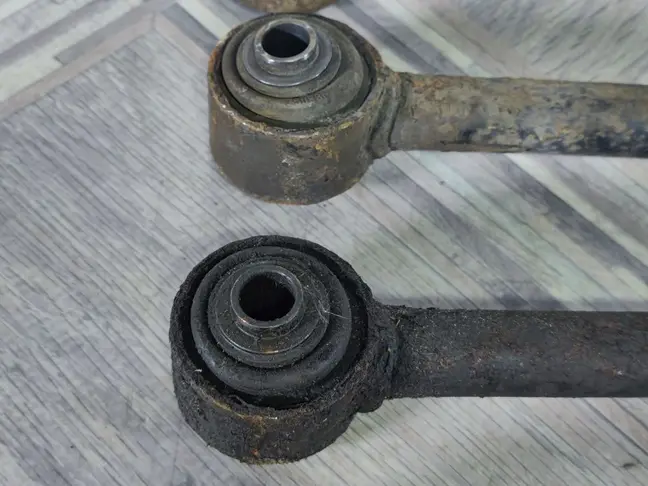 Тяга развальная задняя Discovery 3/4 L319