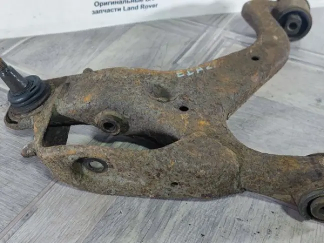 Рычаг передний нижний левый DISCOVERY 3/4 L319